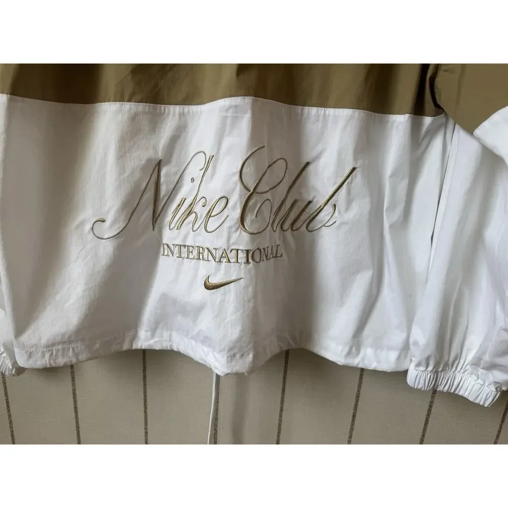 Nike Sportswear Club Oversized Poplin 1/2 Zip Jacket Women’s Medium White Tan